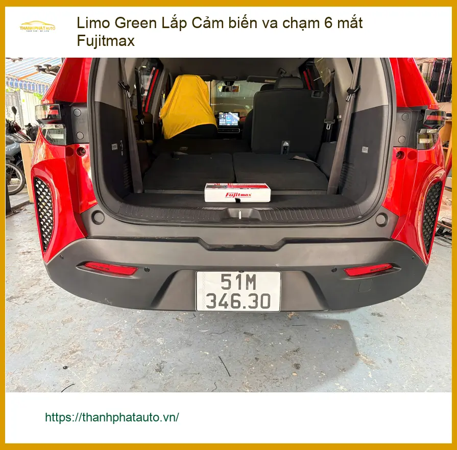 Anh Bách lắp cảm biến va chạm 6 mắt Fujitmax cho Limo Green tại Quận 9 ảnh thực tế 2