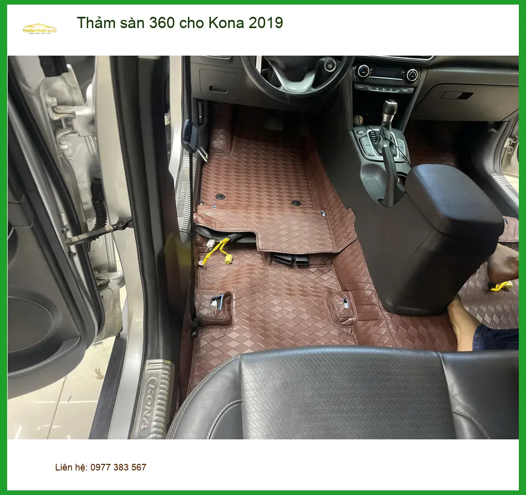 Chị Mai lắp thảm sàn 360 cho Kona 2019 tại Quận 2 để xe luôn sạch đẹp và bền bỉ