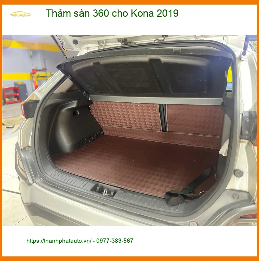 Anh Khải lắp thảm sàn 360 cho Kona 2019 tại Quận 12 để giữ vệ sinh xe luôn mới