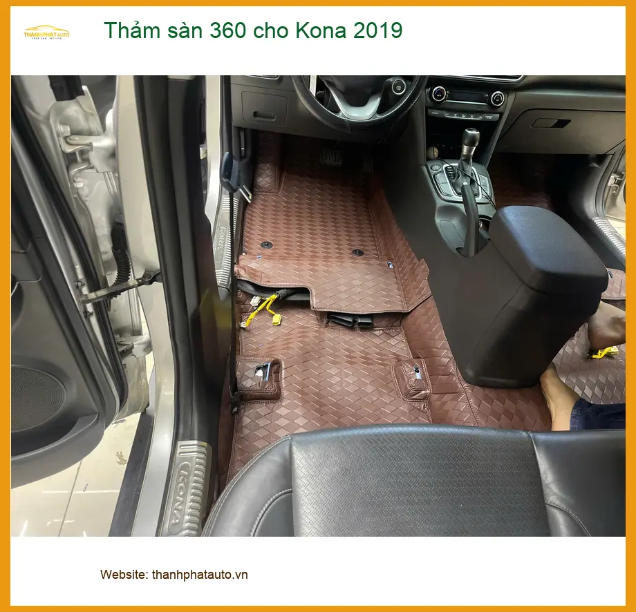 Anh Khải lắp thảm sàn 360 cho Kona 2019 tại Quận 12 để giữ vệ sinh xe luôn mới ảnh thực tế 2