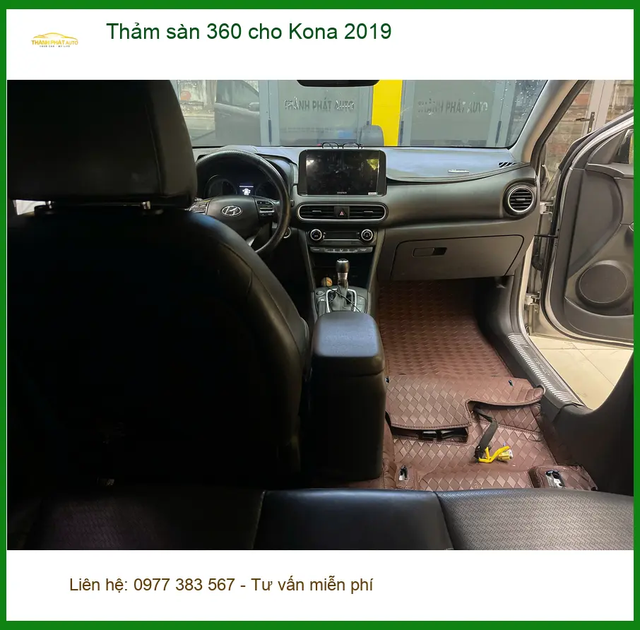 Chị Mai lắp thảm sàn 360 cho Kona 2019 tại Quận 2 để xe luôn sạch đẹp và bền bỉ ảnh thực tế 4