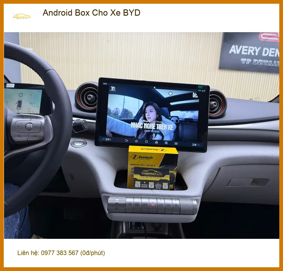 Chị Thảo lắp Android Box cho BYD Seal tại Quận 8 để nâng tầm giải trí cho chuyến đi xa