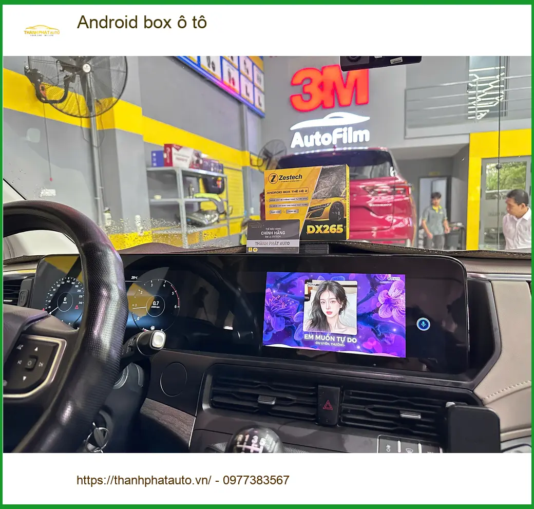 Chị Mai Anh lắp Android box ô tô cho Ford Everest tại Thủ Đức để xem phim ảnh thực tế 3