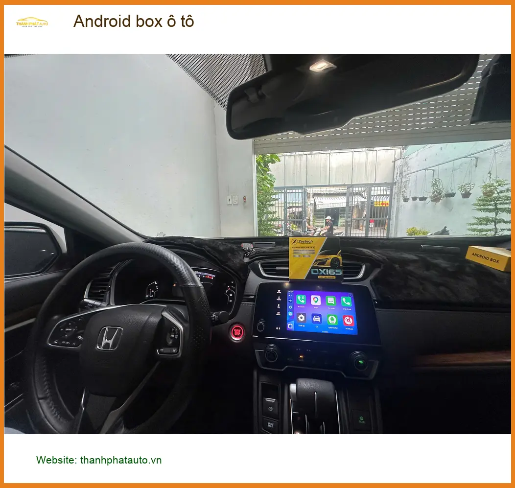 Anh Đạt lắp Android box ô tô cho Hyundai Santa Fe tại Quận 9 xem YouTube