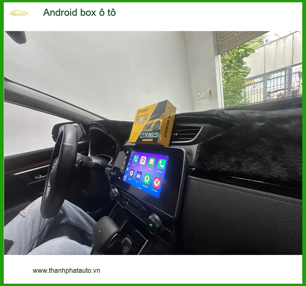 Anh Đạt lắp Android box ô tô cho Hyundai Santa Fe tại Quận 9 xem YouTube ảnh thực tế 4