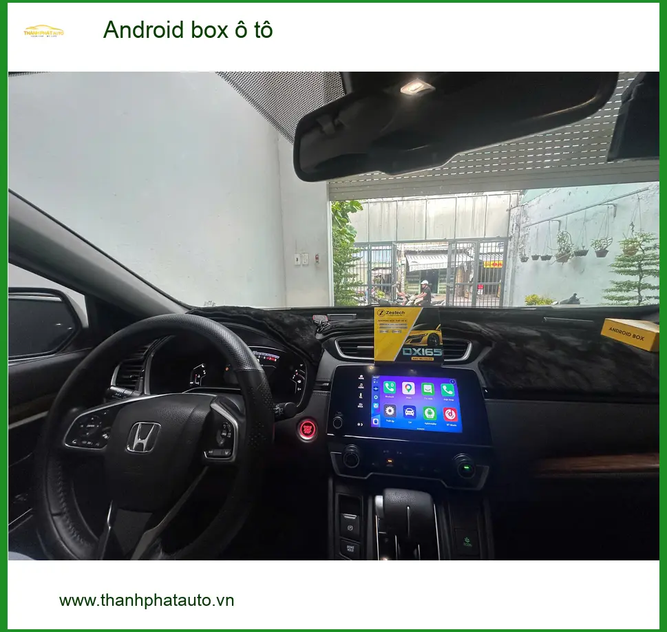 Anh Phong lắp Android box ô tô cho Honda CR-V để giải trí đa nhiệm trên hành trình về Củ Chi
