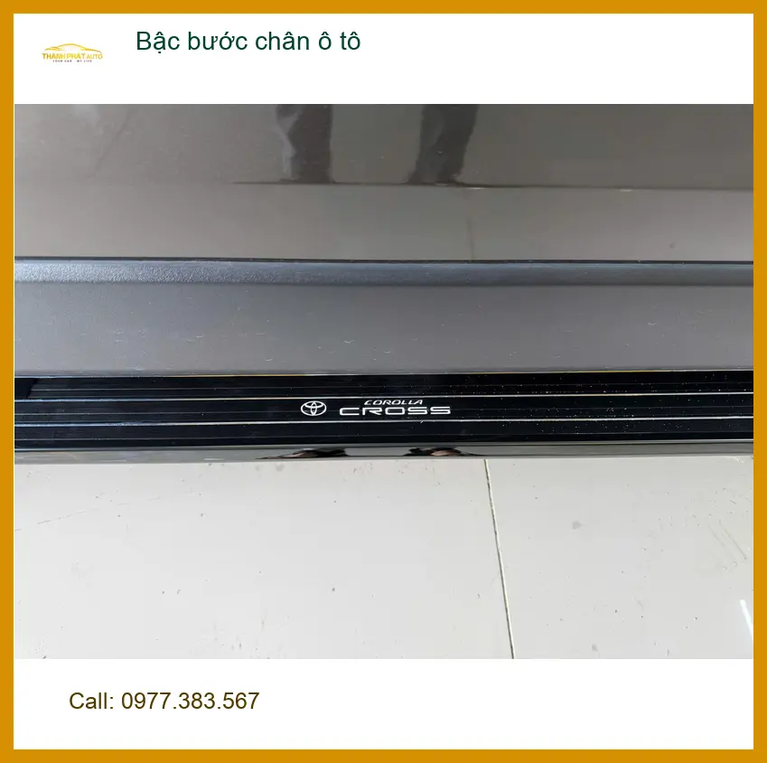 Anh Dũng lắp bậc bước chân ô tô Hyundai SantaFe tại Quận 8 uy tín ảnh thực tế 2