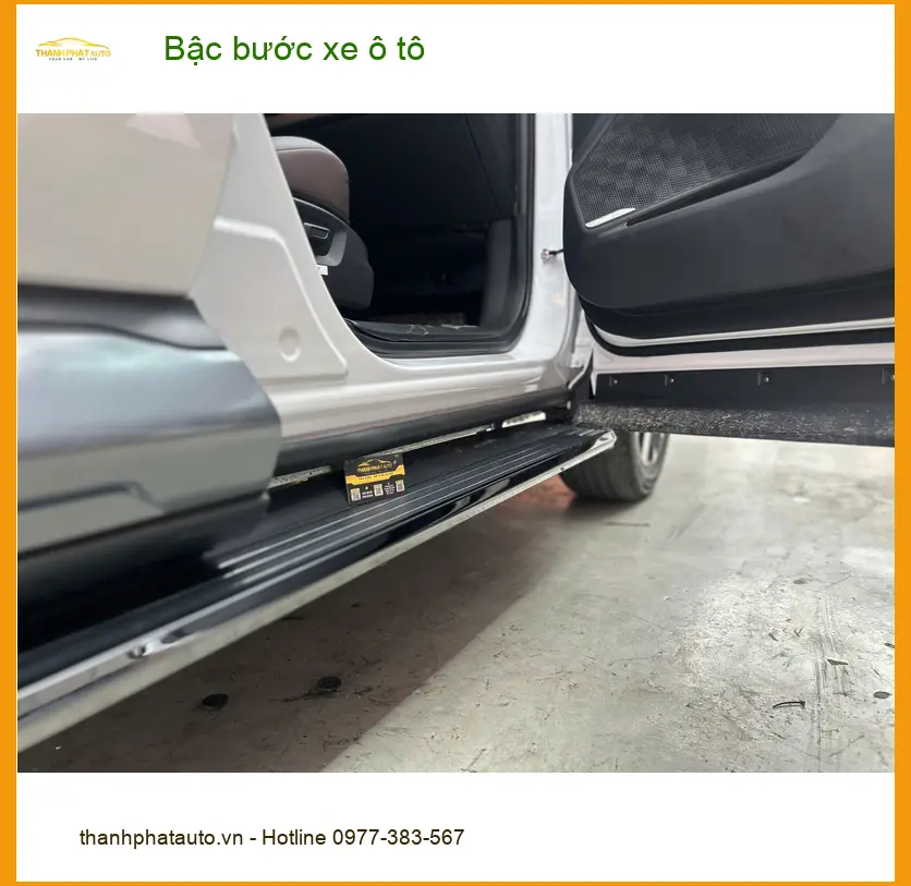 Anh Khôi lắp bậc bước xe ô tô Hyundai SantaFe để ra vào dễ hơn tại Quận Thủ Đức ảnh thực tế 2