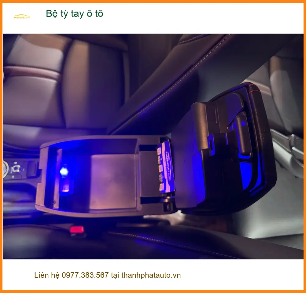 Chị Thanh lắp Bệ tỳ tay ô tô cho Hyundai Accent ở Quận 12 để lái xe đỡ mỏi tay ảnh thực tế 2