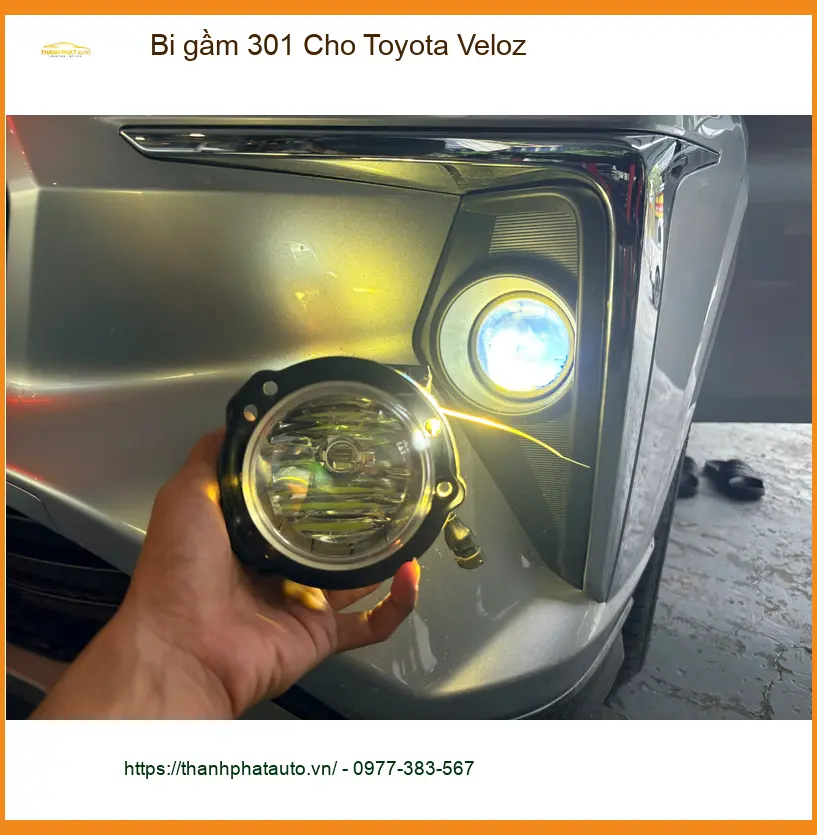 Anh Minh độ Bi gầm 301 cho Toyota Veloz vì đèn zin không đủ sáng khi đi đường mưa tại Thủ Đức ảnh thực tế 2