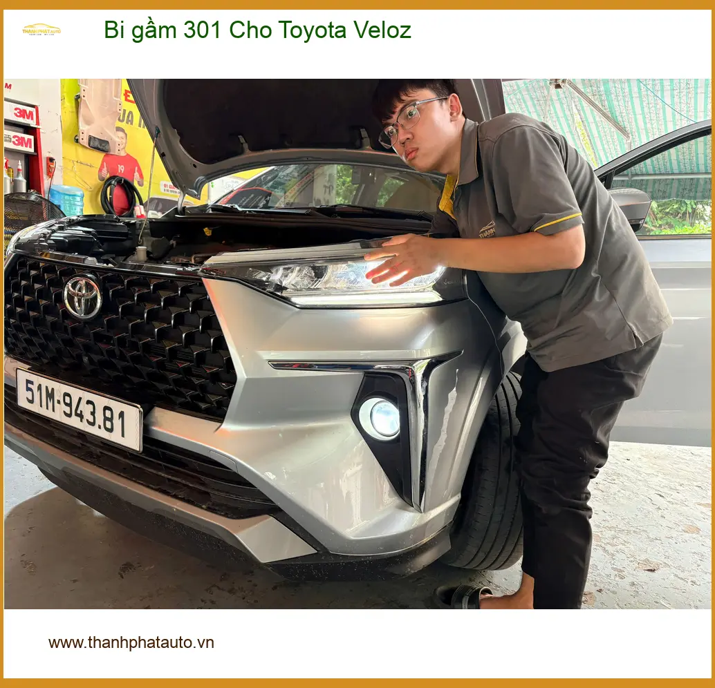 Anh Long độ bi gầm 301 cho Toyota Veloz tại Quận 12 để tăng cường sáng. ảnh thực tế 3