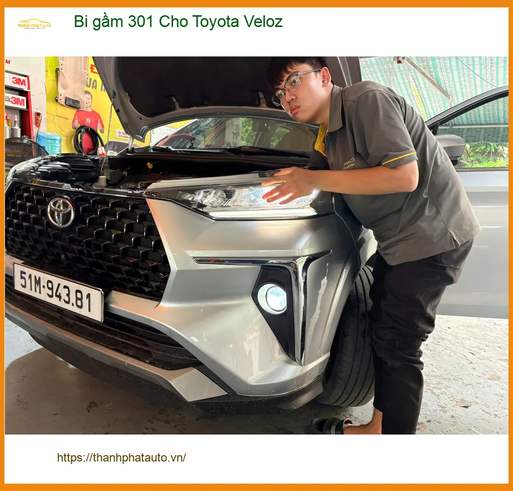 Anh Khải lắp Bi gầm 301 cho Toyota Veloz tại Hóc Môn vì đèn zin quá yếu ảnh thực tế 2