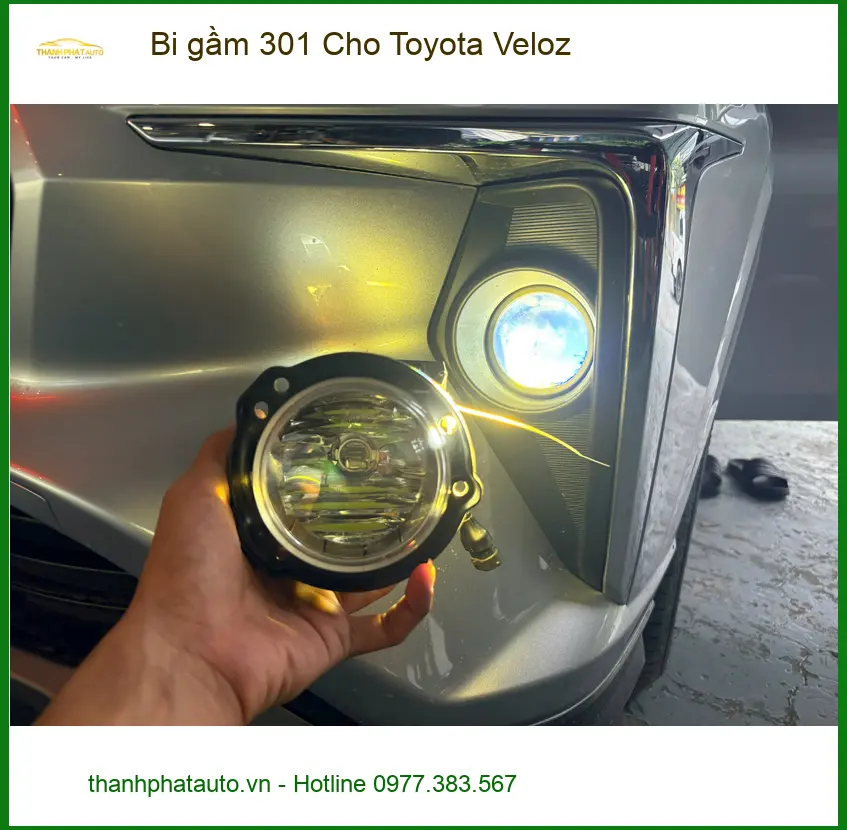 Anh Khải lắp Bi gầm 301 cho Toyota Veloz tại Hóc Môn vì đèn zin quá yếu ảnh thực tế 4
