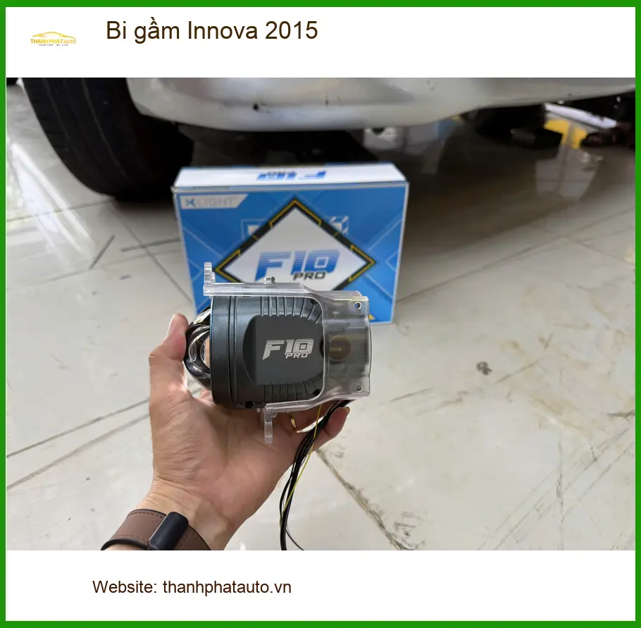 Anh Khải độ bi gầm Innova 2015 tại Quận Bình Tân, cải thiện tầm nhìn đêm