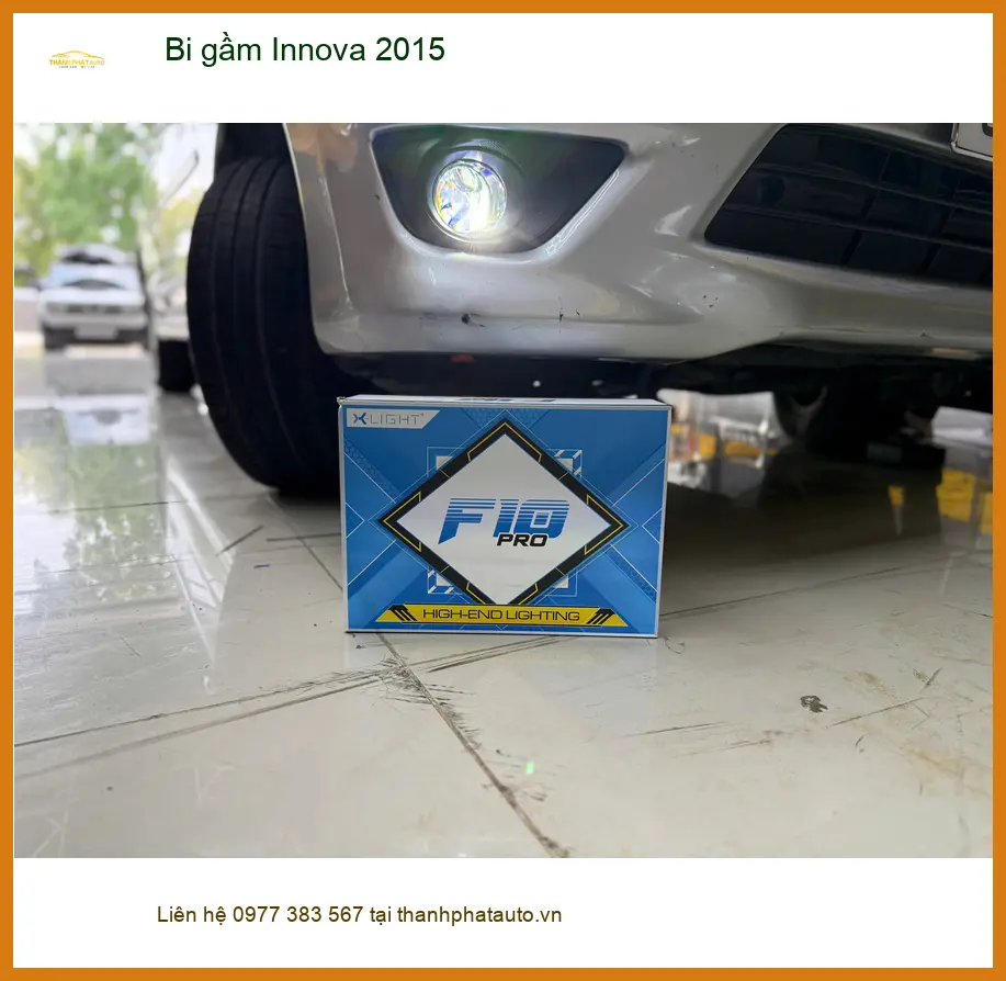 Chú Minh lắp bi gầm Innova 2015 tại Quận 1 để cải thiện tầm nhìn khi lái xe đêm ảnh thực tế 3