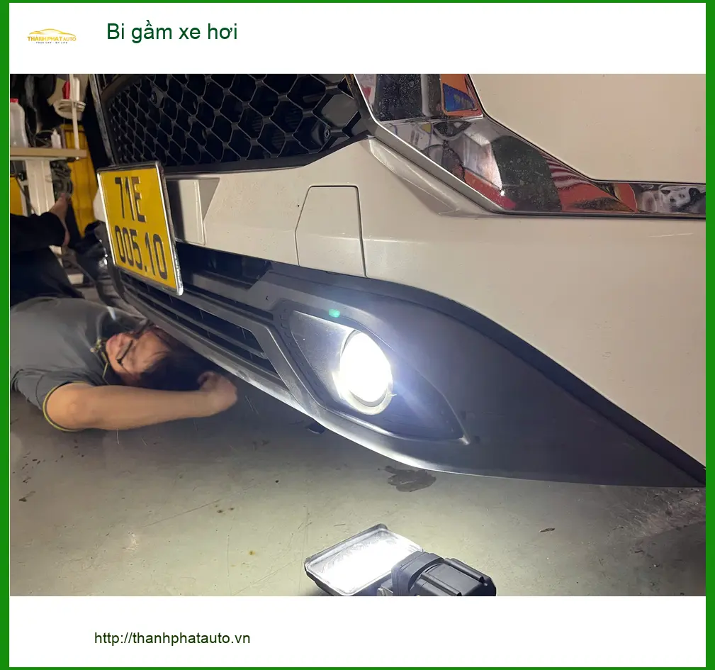 Anh Quang độ bi gầm cho Honda CRV vì đèn zin yếu khi đi đêm ở Quận 8 ảnh thực tế 2