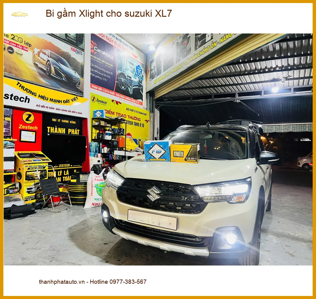 Anh Tùng độ bi gầm Xlight cho Suzuki XL7 tại Quận 1 để cải thiện tầm nhìn đêm ảnh thực tế 3