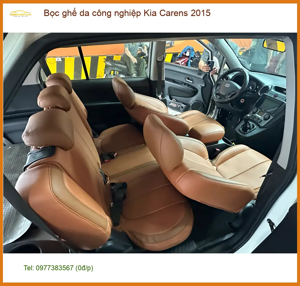 Anh Nam bọc ghế da công nghiệp Kia Carens 2015 ở Quận Phú Nhuận. ảnh thực tế 3