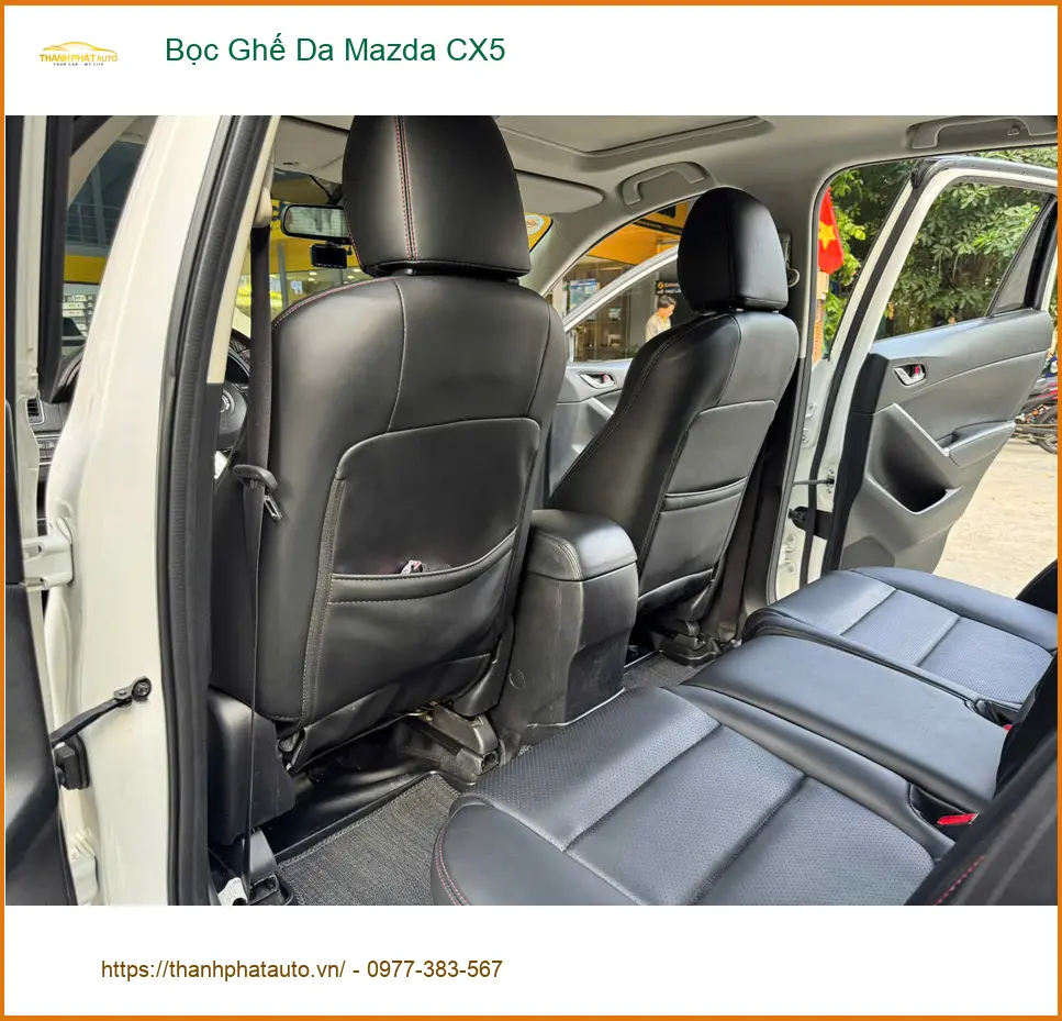 Cô Thảo bọc ghế da Mazda CX5 tại Quận 6 vì ghế zin đã bạc màu, kém sang trọng ảnh thực tế 2