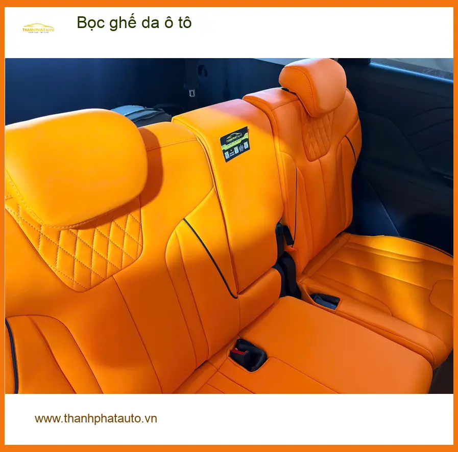 Anh Quang bọc ghế da ô tô Kia Carnival tại Quận Tân Phú nâng tầm nội thất ảnh thực tế 3