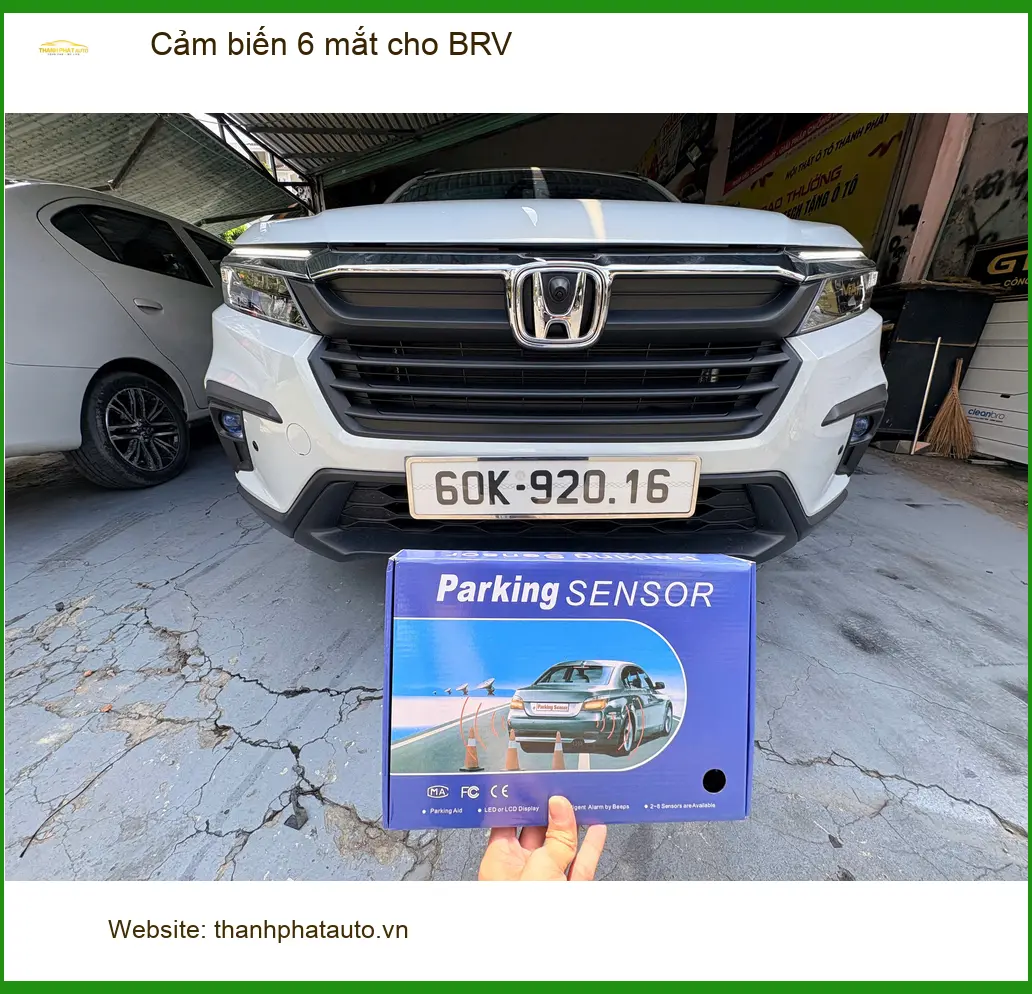 Anh Khôi lắp cảm biến 6 mắt cho BRV tại Hóc Môn để lùi xe an toàn hơn ảnh thực tế 2