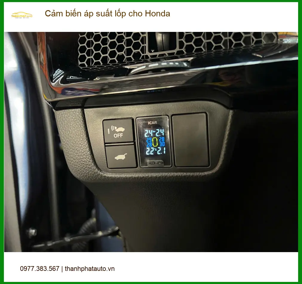 Chị Thảo lắp cảm biến áp suất lốp Honda CRV ở Gò Vấp an toàn hơn khi lái xe.