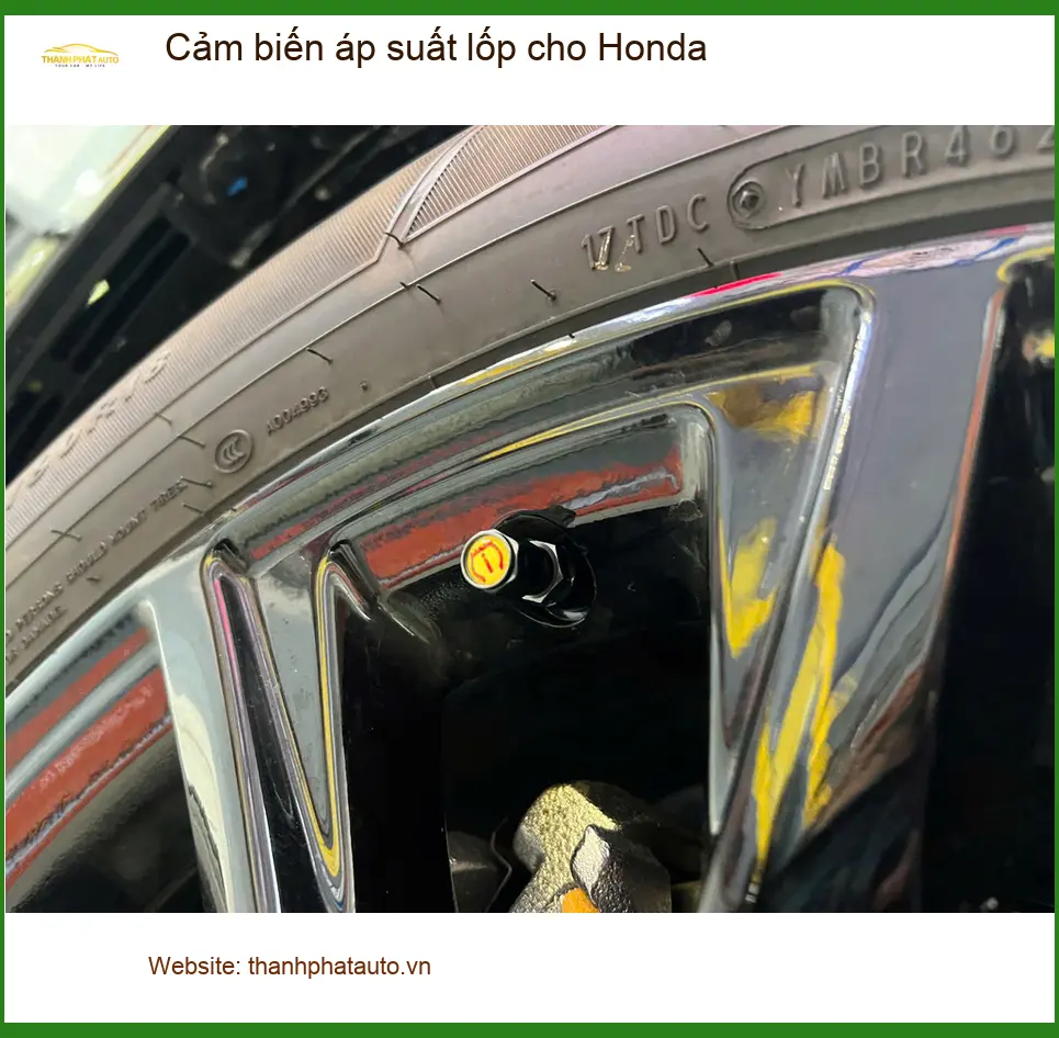 Chị Thảo lắp cảm biến áp suất lốp Honda CRV ở Gò Vấp an toàn hơn khi lái xe. ảnh thực tế 4