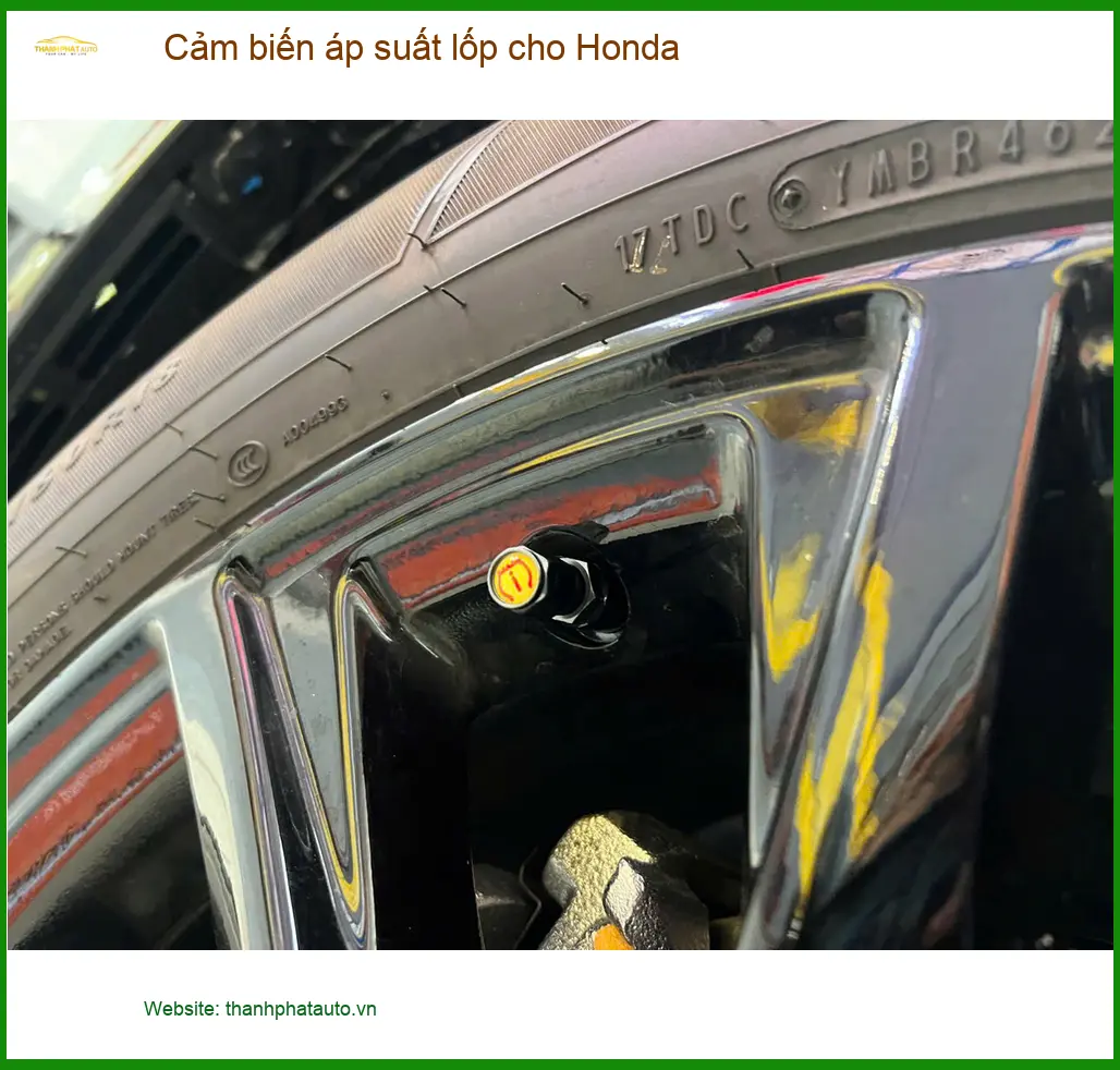 Anh Minh lắp cảm biến áp suất lốp cho Honda CRV tại Quận Nhà Bè
