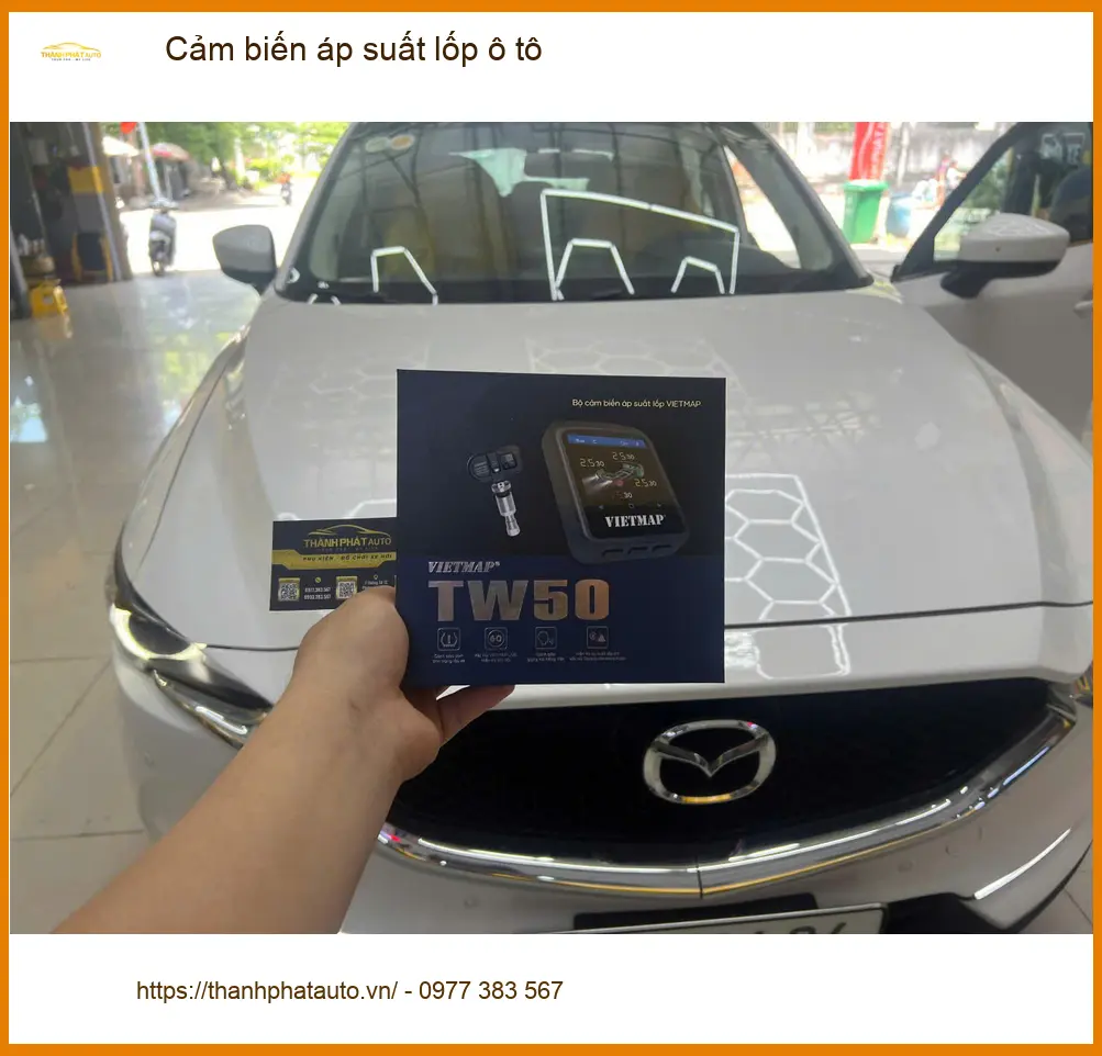 Chú Minh lắp cảm biến áp suất lốp ô tô Hyundai Accent sau chuyến đi xa ở Hóc Môn ảnh thực tế 2