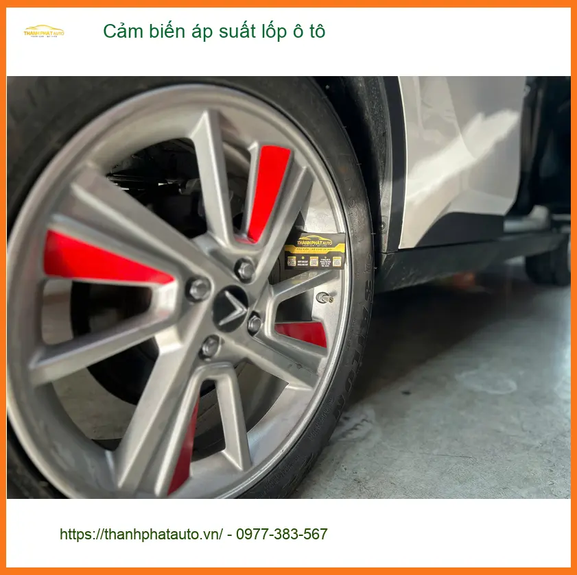 Lắp cảm biến áp suất lốp ô tô tại Quận 5 cho xe Honda CRV của Anh Kiên ảnh thực tế 2