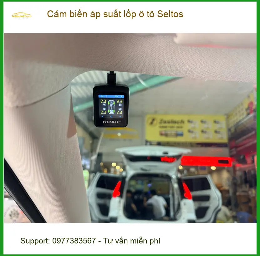 Anh Tùng lắp cảm biến áp suất lốp Seltos tại Nhà Bè để an tâm hơn khi đi đường dài