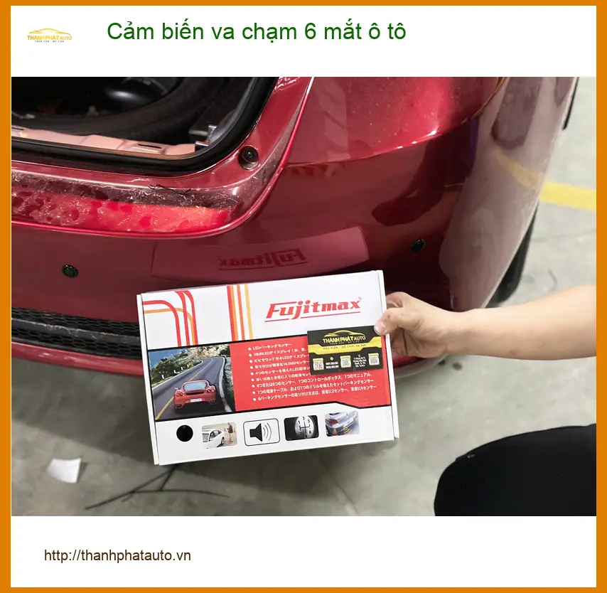 Chú Minh lắp cảm biến va chạm 6 mắt ô tô cho Mazda 3 tại Quận 9 để hạn chế va quẹt ảnh thực tế 2