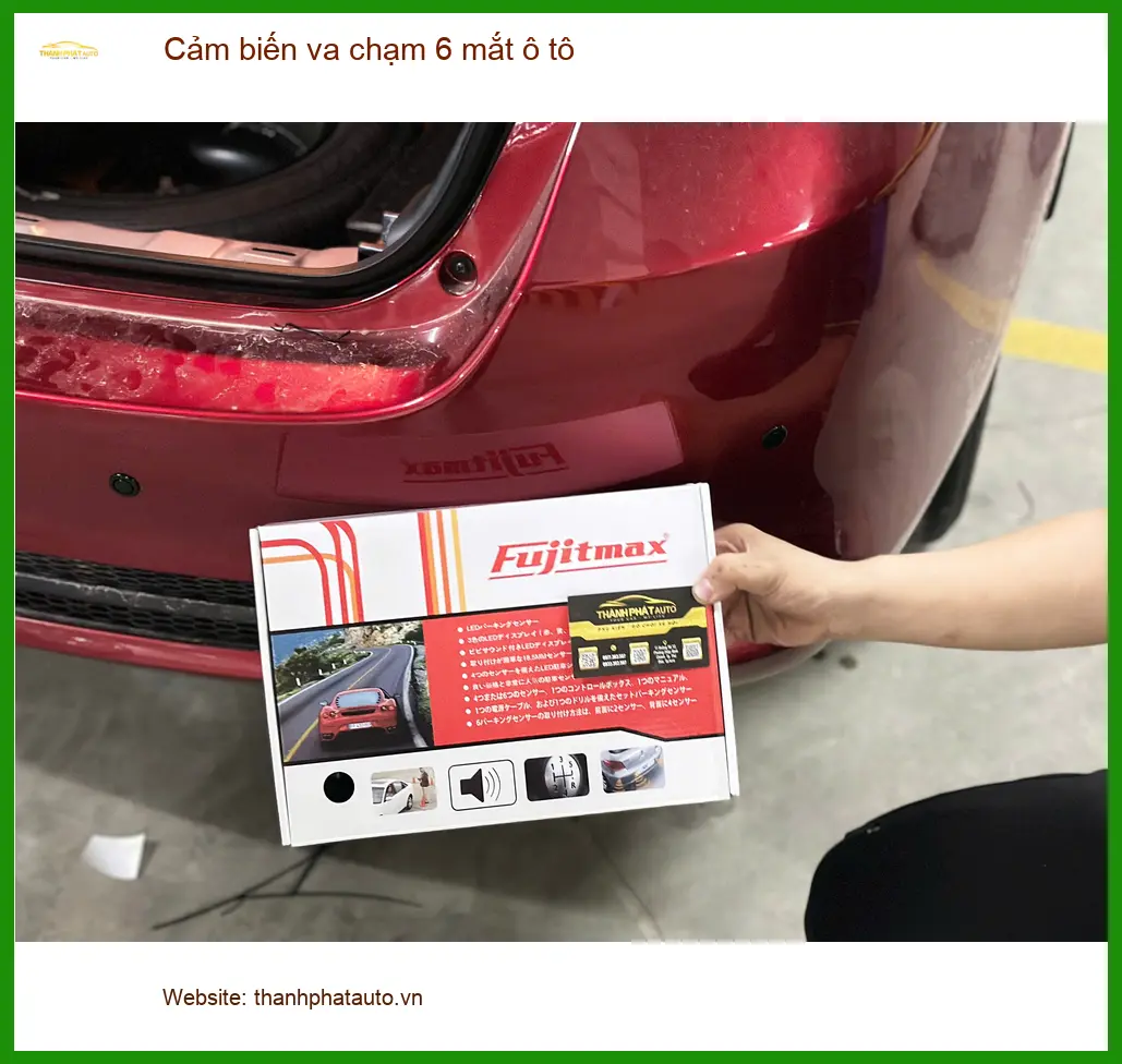 Chị Hà lắp cảm biến va chạm 6 mắt ô tô Mazda 3 Quận 1 tránh va quẹt ảnh thực tế 2