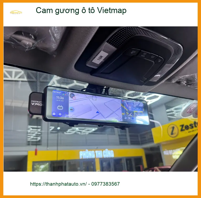 Anh Nam lắp cam gương ô tô Vietmap cho Toyota Camry tại Quận 1 an toàn hơn. ảnh thực tế 4