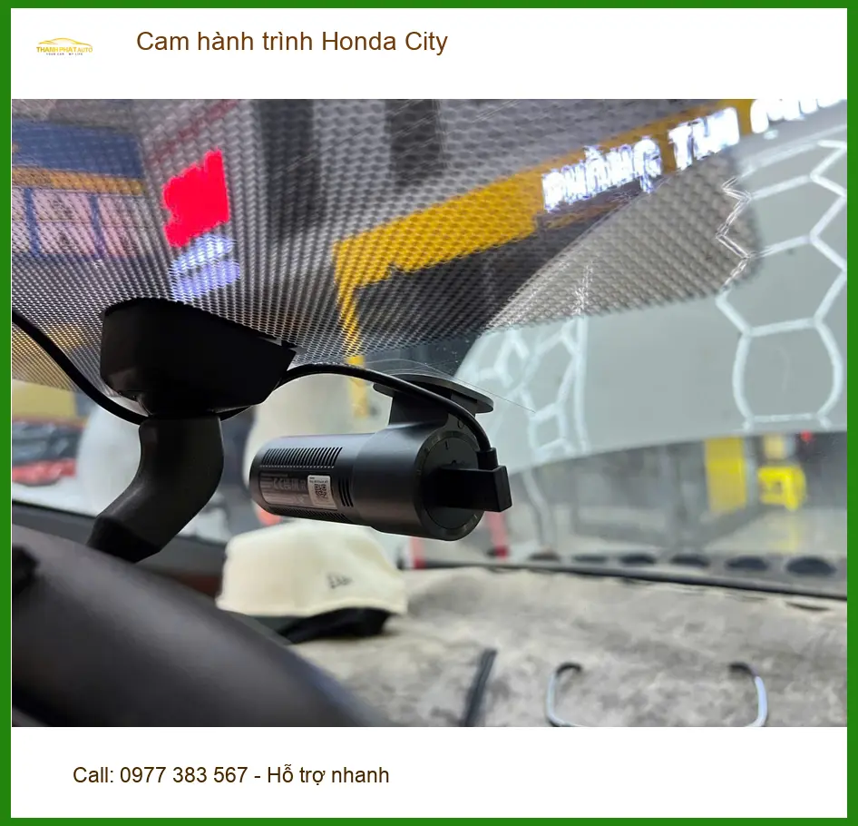 Chị Thảo lắp cam hành trình Honda City tại Quận Bình Thạnh để yên tâm lái xe ảnh thực tế 3