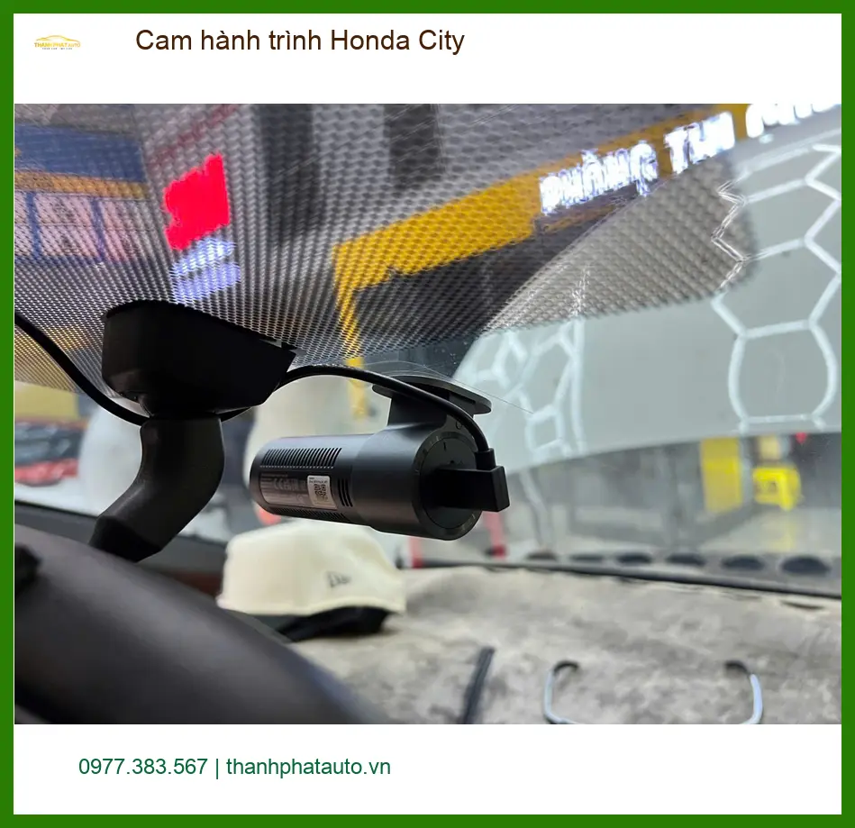 Anh Đức Trung lắp cam hành trình cho Honda City tại Củ Chi vì cần bằng chứng khi va chạm