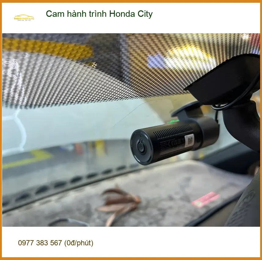 Anh Kiệt lắp cam hành trình Honda City tại Quận 9 phòng trường hợp va chạm