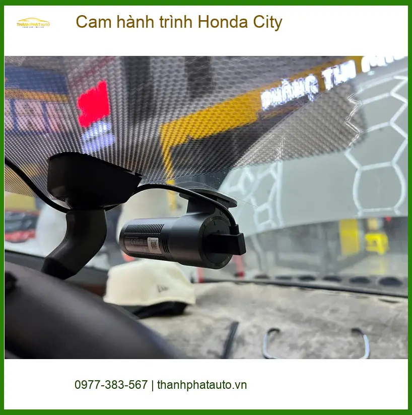 Anh Khải lắp cam hành trình Honda City tại Quận Tân Phú để an tâm mọi nẻo đường ảnh thực tế 2