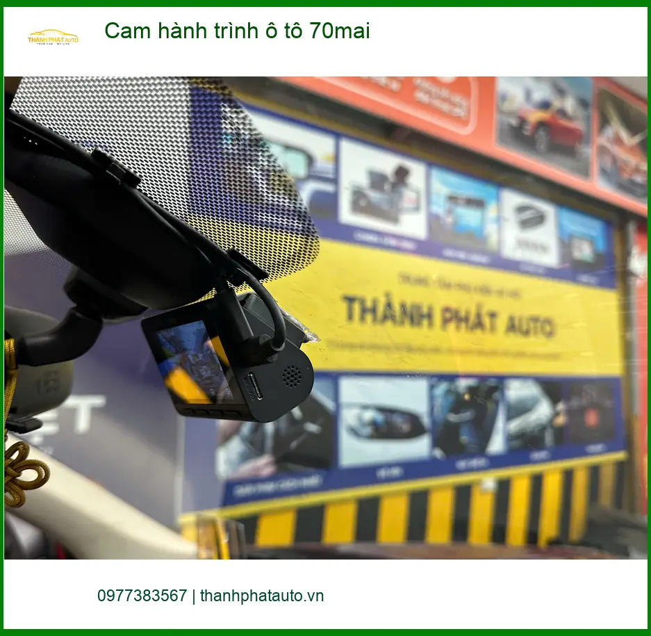 Chú Quốc Dũng lắp cam hành trình 70mai cho Ford Everest Quận 6, bảo vệ xe. ảnh thực tế 2