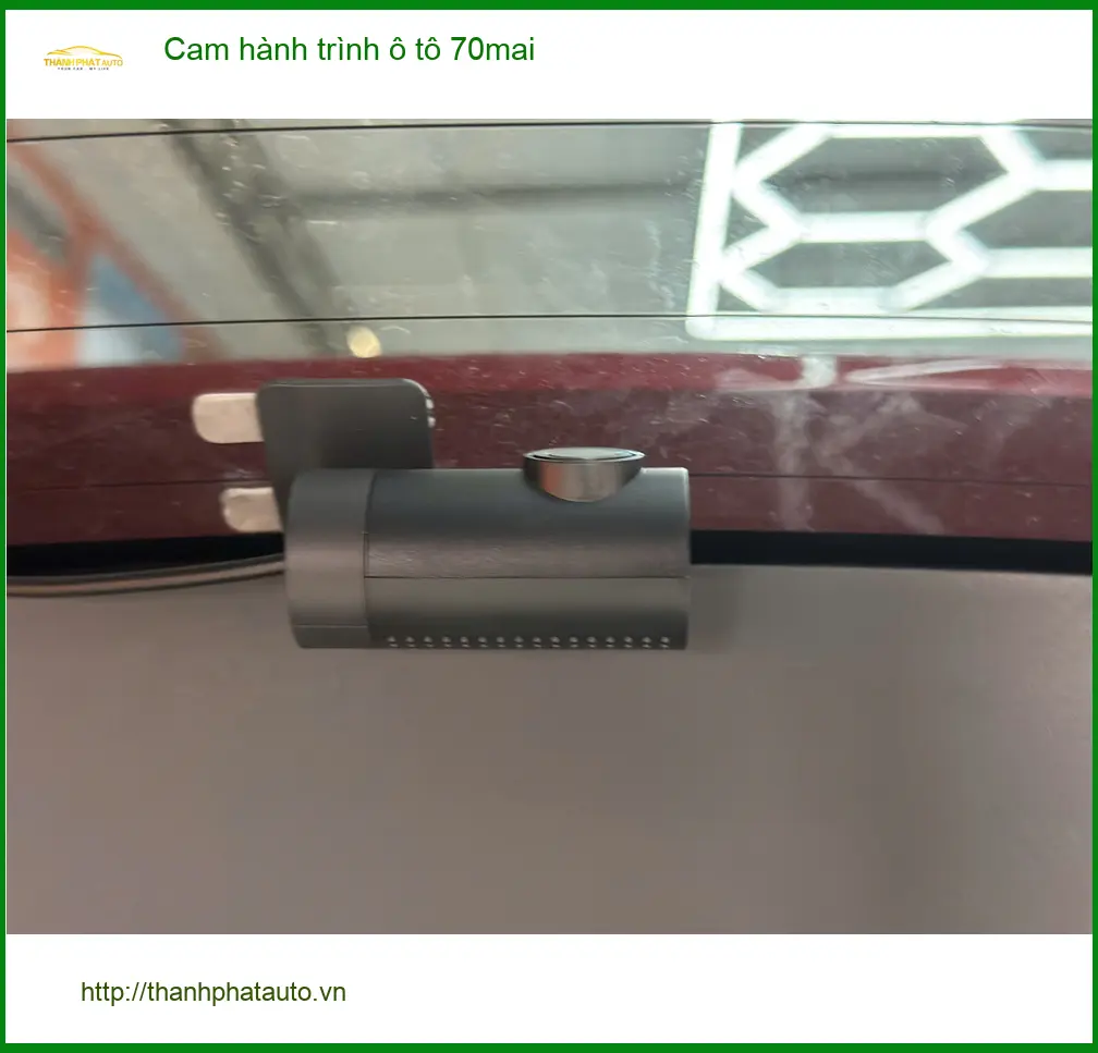 Chú Quốc Dũng lắp cam hành trình 70mai cho Ford Everest Quận 6, bảo vệ xe. ảnh thực tế 5