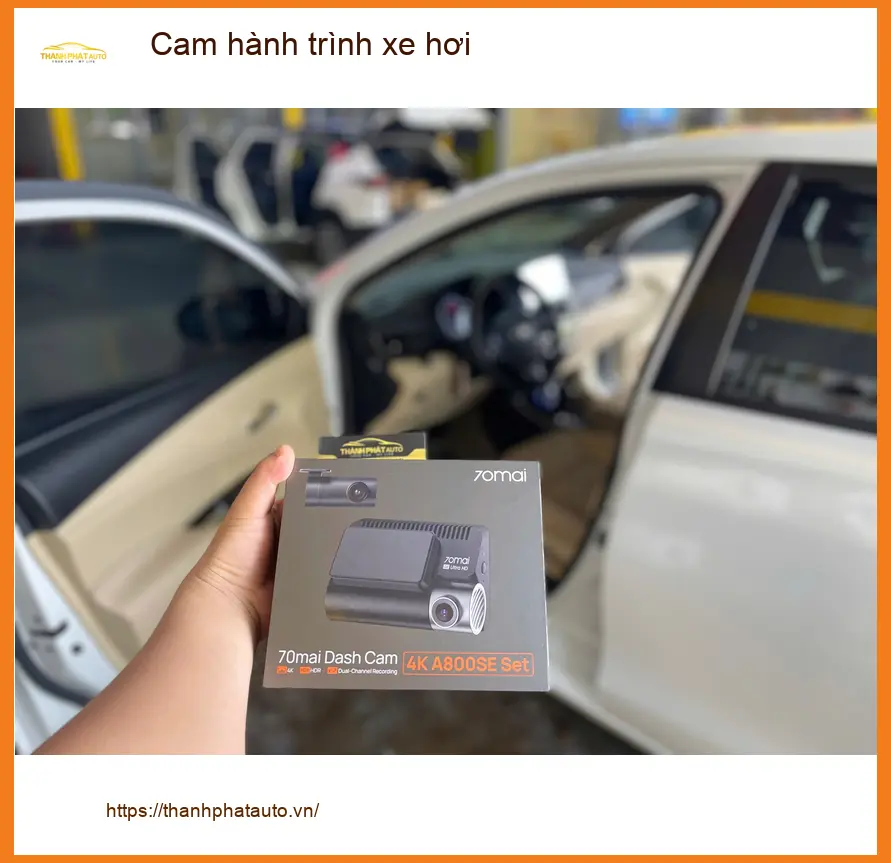Anh Tuấn lắp cam hành trình xe hơi Mazda 3 tại Quận 10 chính hãng