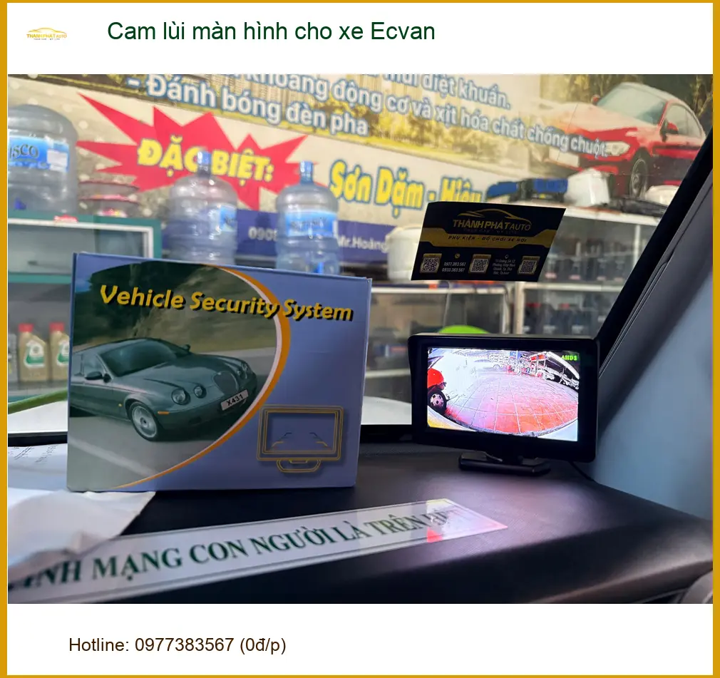 Anh Tùng lắp cam lùi màn hình cho xe Ecvan Quận 12 để an tâm hơn khi đỗ xe ảnh thực tế 4
