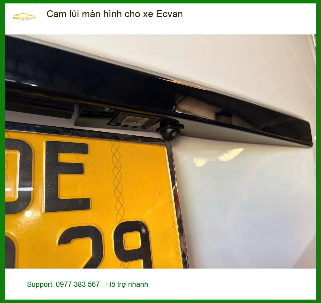 Anh Bách lắp cam lùi màn hình cho xe Ecvan Quận 5 vì cần góc nhìn rộng ảnh thực tế 3