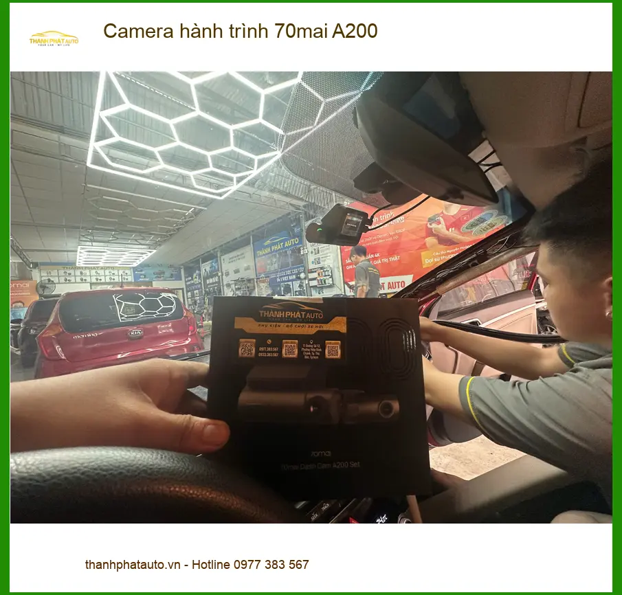 Anh Quang lắp Camera hành trình 70mai A200 cho Hyundai Accent tại Bình Thạnh ảnh thực tế 4