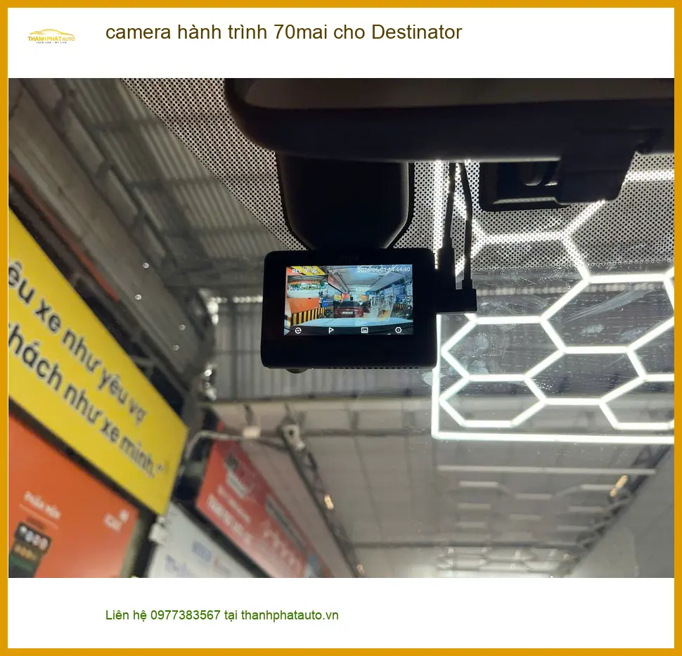 Chị Diễm My lắp camera hành trình 70mai cho Kia K3 tại Quận 4 để yên tâm lái xe ảnh thực tế 2