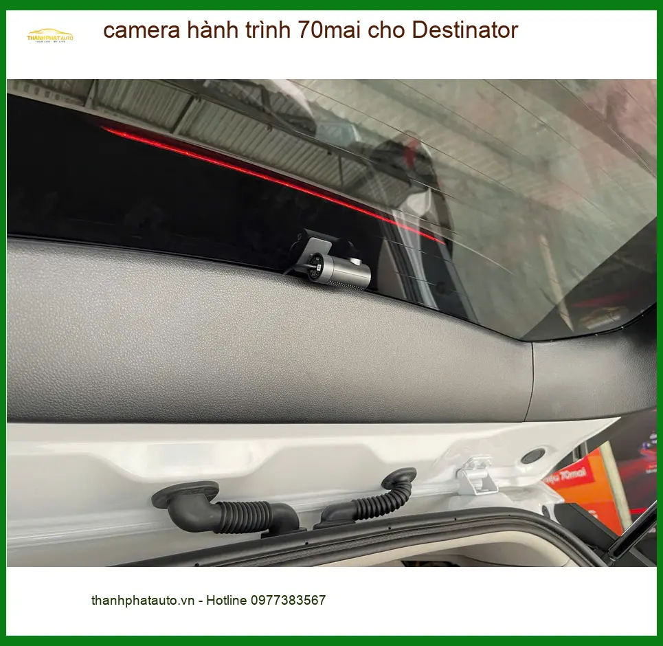 Chị Diễm My lắp camera hành trình 70mai cho Kia K3 tại Quận 4 để yên tâm lái xe ảnh thực tế 3