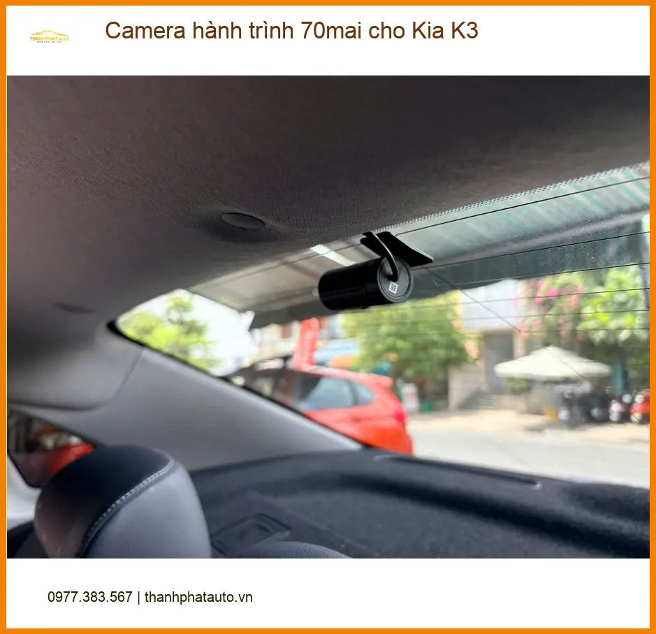 Anh Tùng lắp camera hành trình 70mai chính hãng cho Kia K3 Quận 12 sau va chạm.