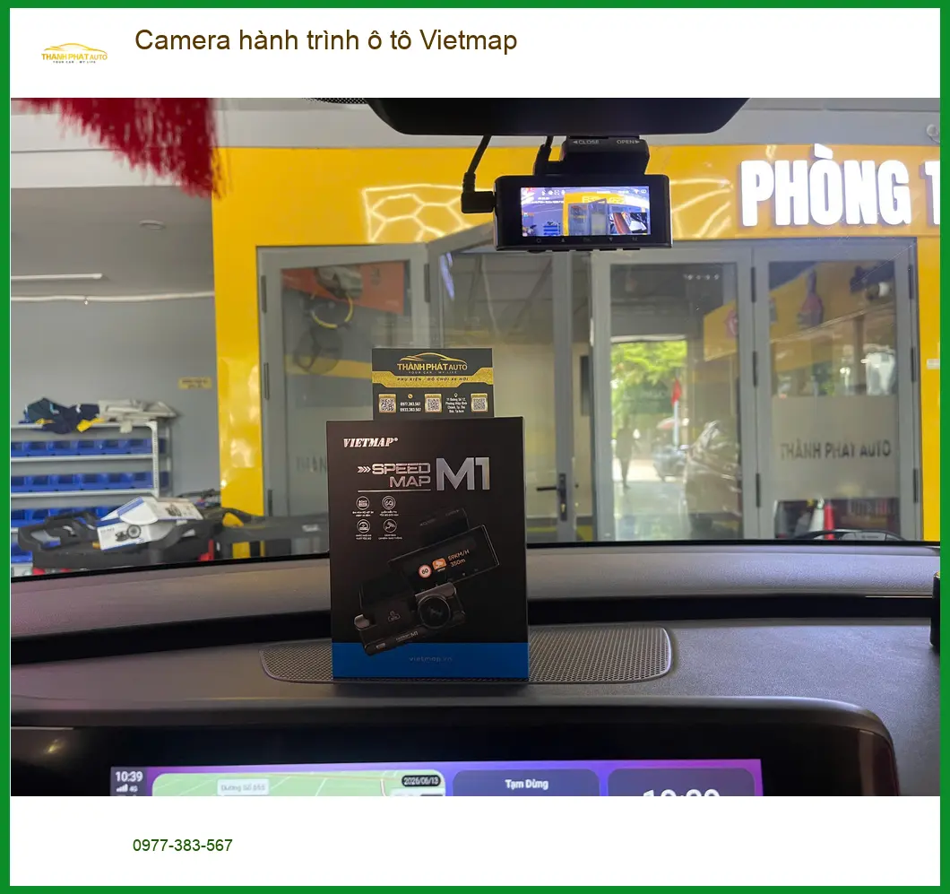 Chú Tấn lắp Camera hành trình ô tô Vietmap cho Honda CR-V tại Quận 9