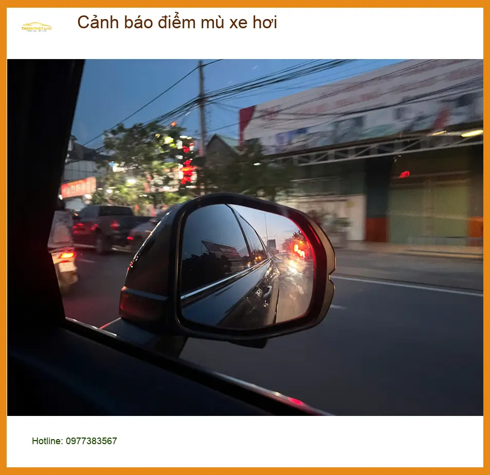 Anh Thành lắp cảnh báo điểm mù Hyundai Elantra tại Bình Chánh