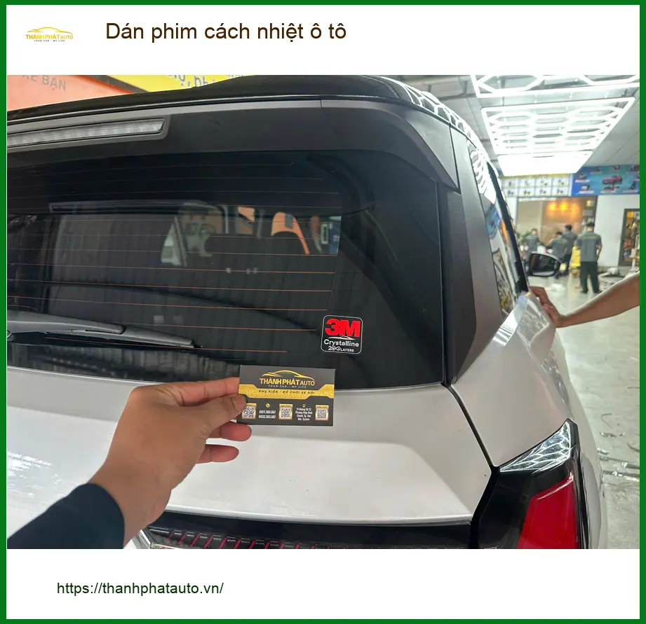 Anh Tấn dán phim cách nhiệt Hyundai Accent tại Quận 6 trước nắng gắt mùa hè ảnh thực tế 3
